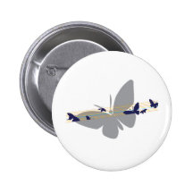 camisa conocida de la mariposa pin
