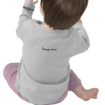 Camisa soñolienta del tiempo del beagle