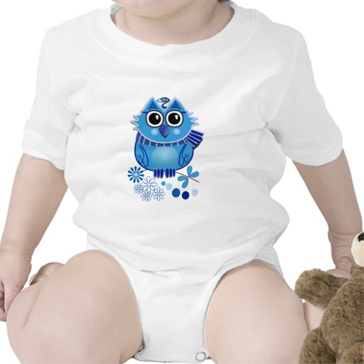 Camiseta linda con el búho del bebé azul