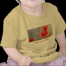 Camiseta roja del bebé de las amapolas de maíz de  camisetas