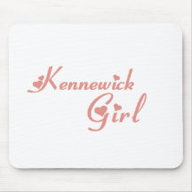 Camisetas del chica de Kennewick Tapetes De Ratones