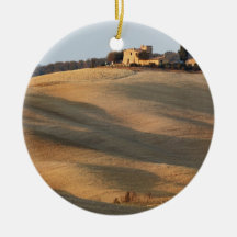 Campo agrícola en la puesta del sol, d'Orcia de Va Ornamentos De Navidad