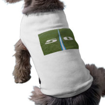 Campo de fútbol cincuenta ropa perro