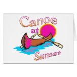 Canoa que acampa tarjetas