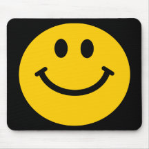 Cara sonriente amarilla tapetes de ratón