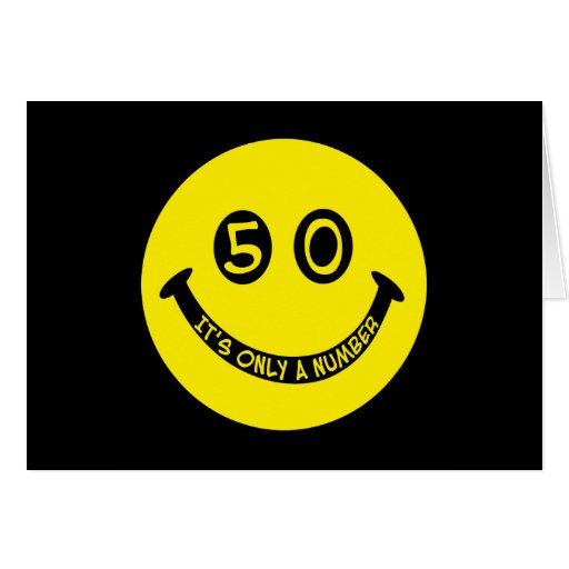 ¡cara sonriente del 50.o cumpleaños, es solamente  tarjetón