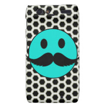 Cara sonriente divertida retra con el bigote Stach Motorola Droid RAZR Funda