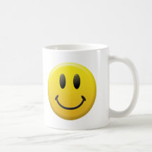 Cara sonriente feliz taza de café