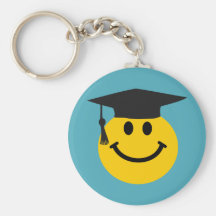 Cara sonriente graduada llaveros