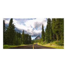 Carretera del bosque tarjeta fotográfica