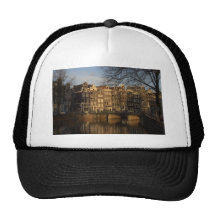 Casas del canal gorros  
