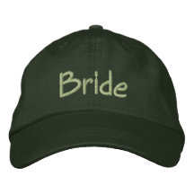 Casquillo de la novia en verde del pino con la fue gorro bordado