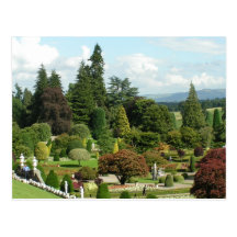 Castillo hermoso de Drummond de los jardines forma Postales