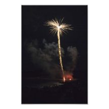Celebración de los fuegos artificiales en la noche arte con fotos