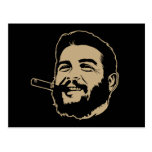 Che Guevara con la postal del retrato del cigarro