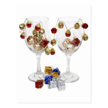 CheerfulWineGlasses053110 Postales