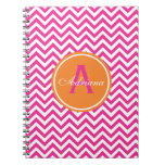 Chevron de muy buen gusto en rosas fuertes cuadernos