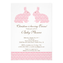 Chica de la invitación de la fiesta de bienvenida 