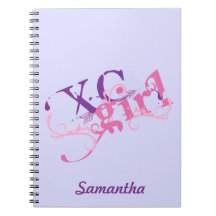Chica del campo a través - XC con la flecha Cuaderno