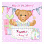 Chica del oso del cumpleaños - tercer cumpleaños comunicados personales 