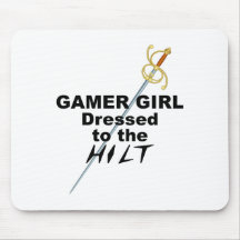 Chica del videojugador vestido al puño tapete de ratones