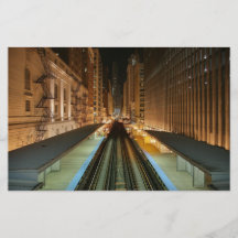 Chicago "L" estación en la noche Tarjetones