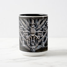 Chispas de KIW: Taza de bronce de la belleza