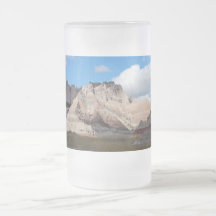 cielo nublado profundamente azul nacional de la es taza de café