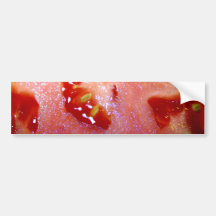 Cierre del extremo de la rebanada del tomate para  etiqueta de parachoque