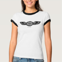 Cigüeña con el diseño de la camiseta del bebé para