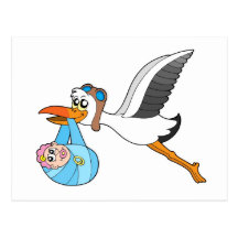 Cigüeña del vuelo que entrega al bebé tarjeta postal