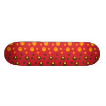 Círculos rojos brillantes y de moda del naranja y  patines 