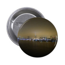 Ciudad de la noche del horizonte de Long Beach Pins