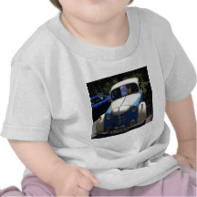 Coche clásico del salón camiseta