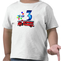 Coche de bomberos del 3ro cumpleaños del muchacho camisetas