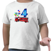 Coche de bomberos del 4to cumpleaños del muchacho camisetas