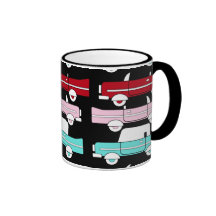 Coche de carreras rosado de las azules turquesas d taza