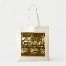 Cocheses de choque En la bolsa de asas de la sepia
