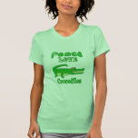 Cocodrilos del amor de la paz camisetas