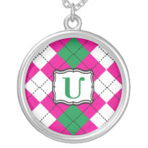 Colgante con monograma de la joyería de Argyle