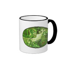 Collage líquido de hadas verde IV Taza