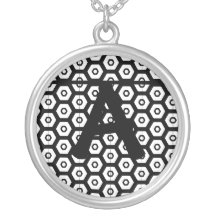 Collar adaptable blanco y negro del monograma