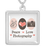 Collar de la fotografía del amor de la paz