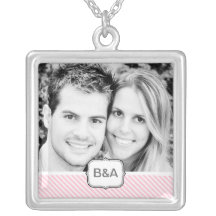 Collar de la plantilla de la foto del monograma
