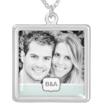 Collar de la plantilla de la foto del monograma