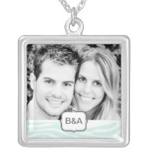 Collar de la plantilla de la foto del monograma