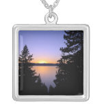 Collar de la puesta del sol del lago Tahoe