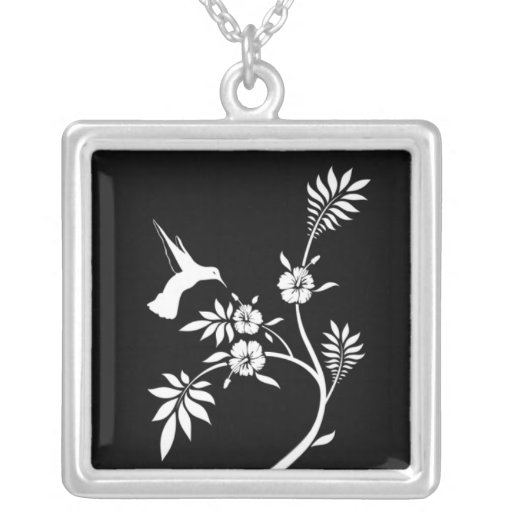 Collar de la silueta del colibrí