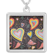 Collar de los corazones del espacio
