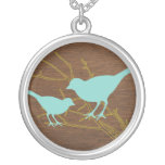 Collar de madera del pájaro